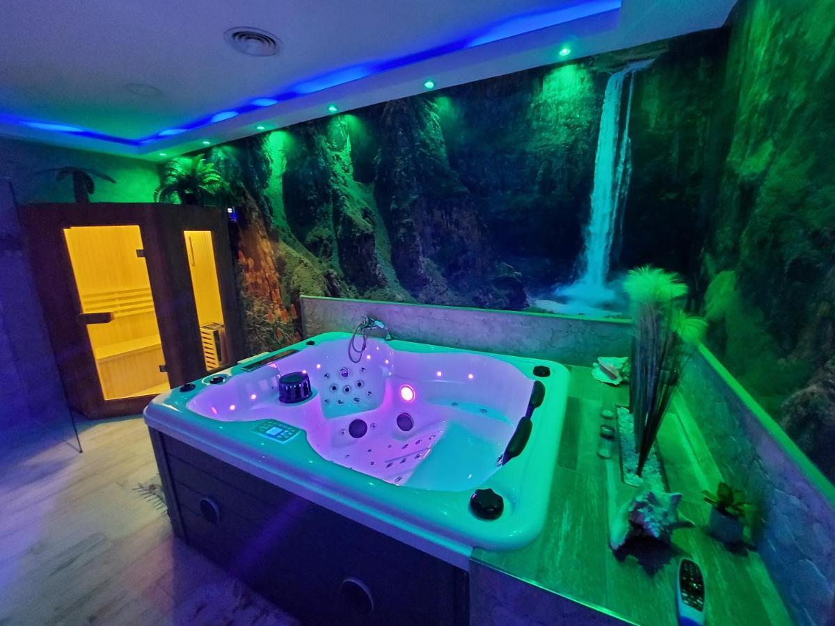 Apartamento Estrella Sauna Spa Jacuzzi Alhama de Aragón Buitenkant foto