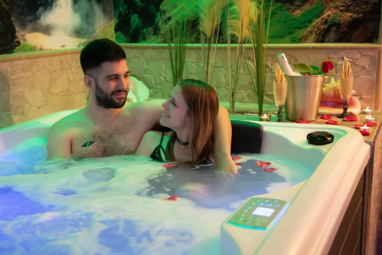 Apartamento Estrella Sauna Spa Jacuzzi Alhama de Aragón Buitenkant foto